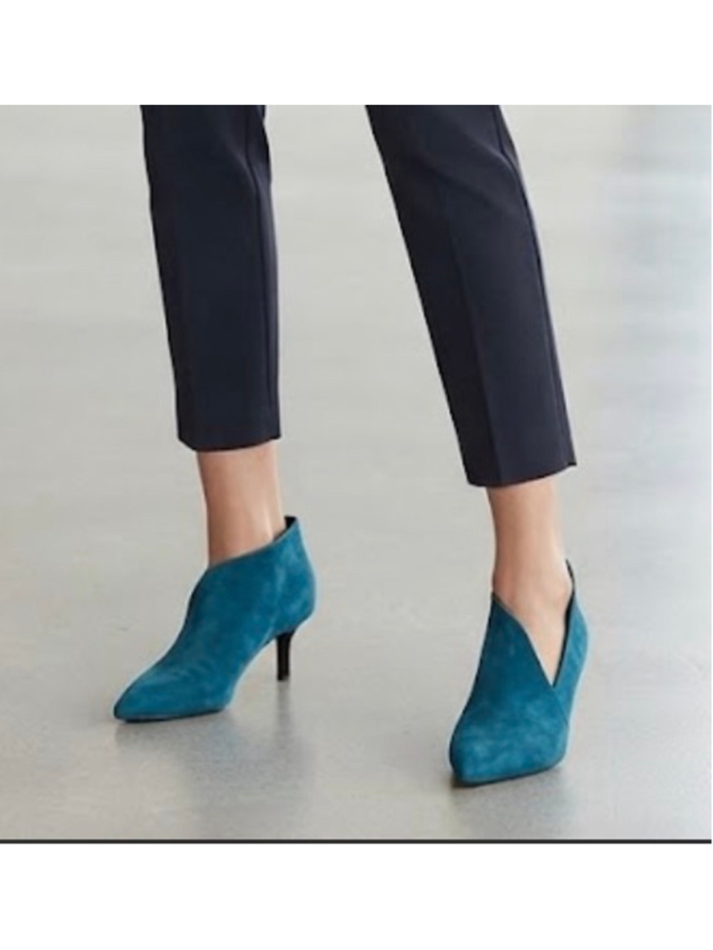 Next Teal Blue Suede Pointed Toe V-Cut Kitten Heel Ankle Booties Size US 9